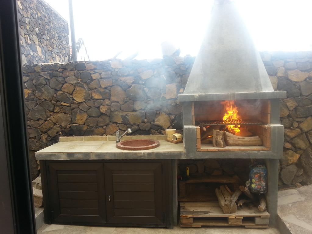 La Bodega ξενώνας Los Llanillos Εξωτερικό φωτογραφία
