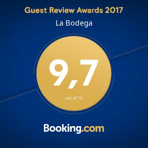 La Bodega ξενώνας Los Llanillos Εξωτερικό φωτογραφία